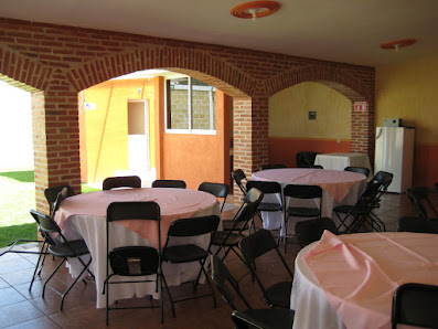 Salón De Eventos Bomborito